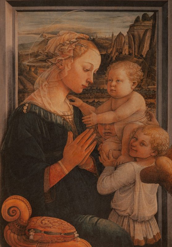 La Vergine col Bambino e due angeli
